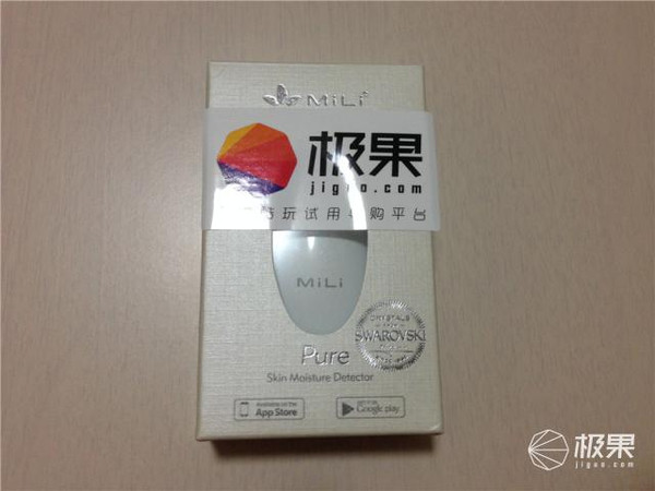 MiLi Pure——智能肌膚水分測試儀包裝精致。