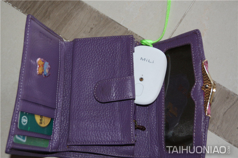 裝錢包下的MiLi skinmate