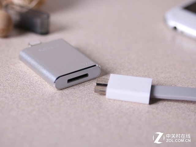 蘋果安卓都能用 MiLi多合一優(yōu)盤