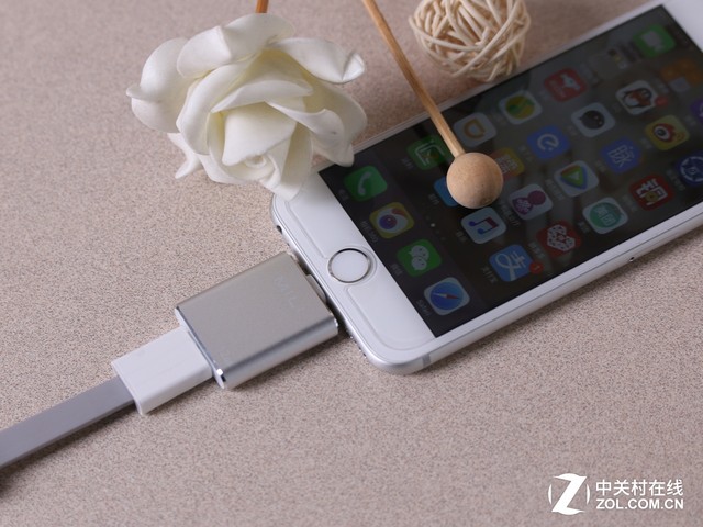 蘋果安卓都能用 MiLi多合一優(yōu)盤